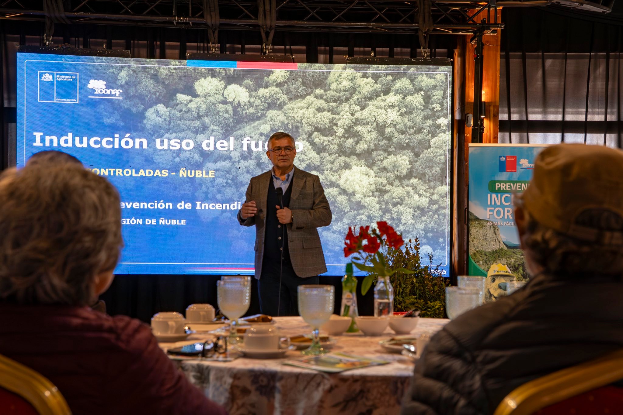 Copelec apoya a la apicultura rural con capacitación y prevención