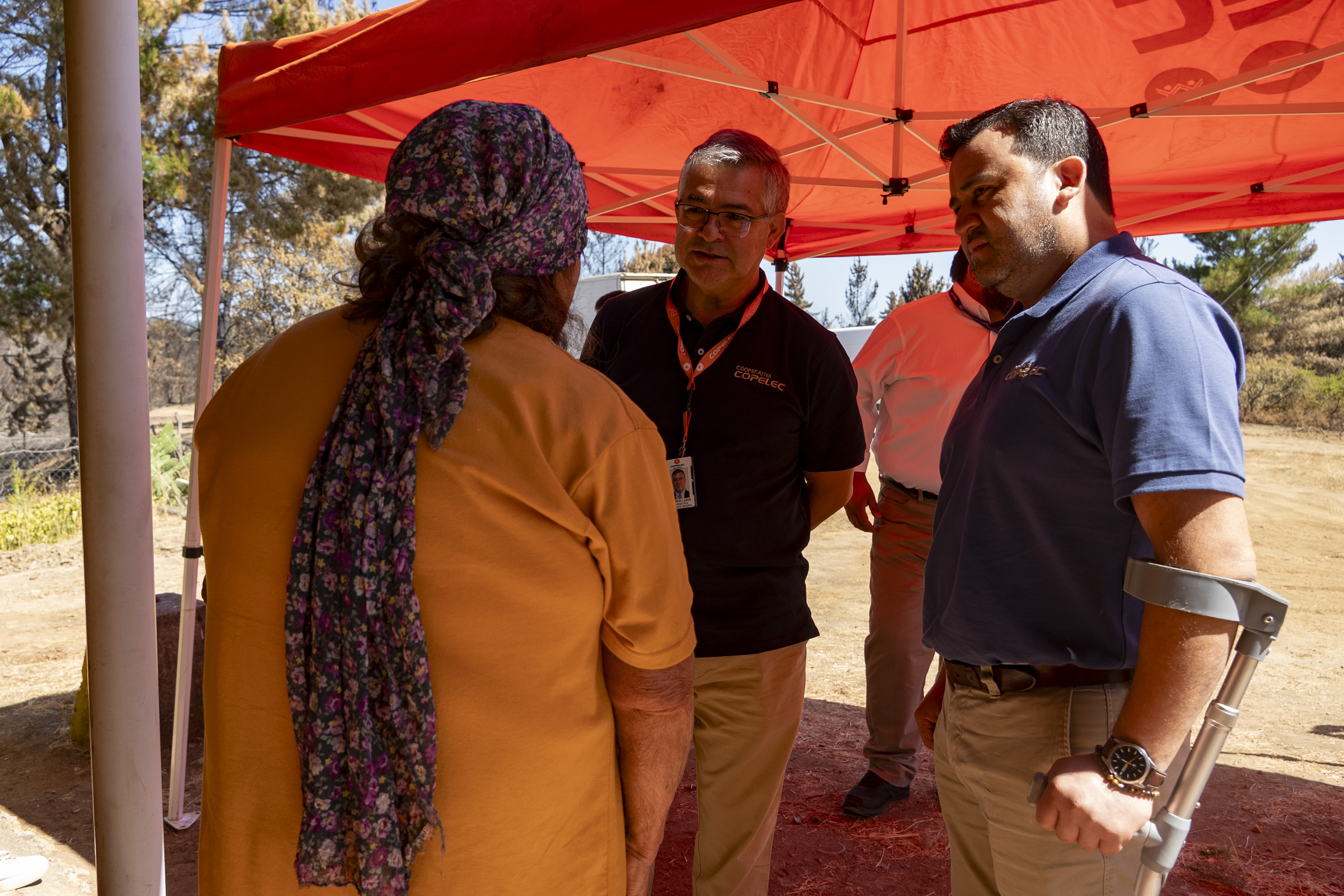 Copelec refuerza su compromiso con familias afectadas por incendios en Ñuble